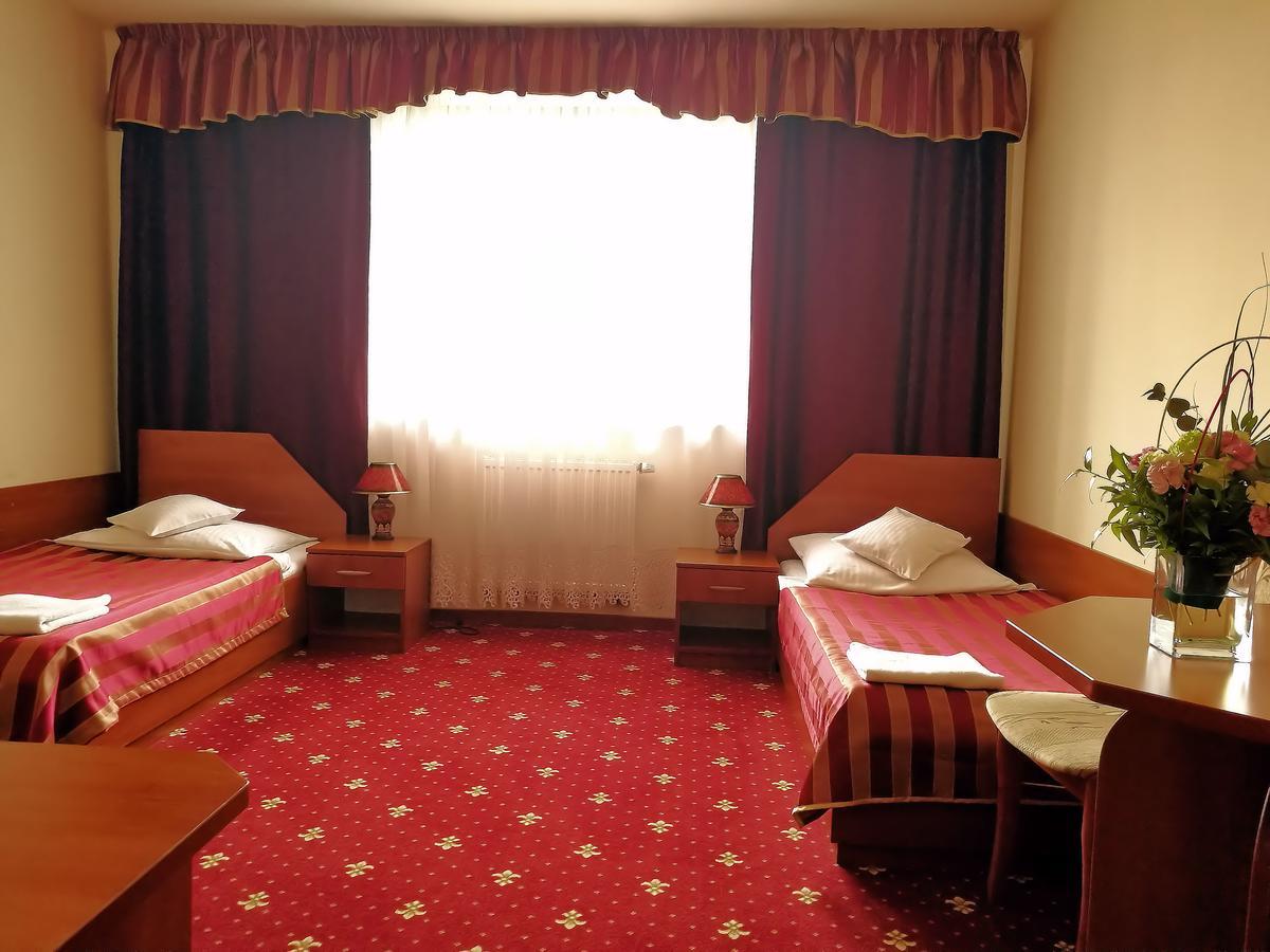 Hotel Jurajski Modlnica Luaran gambar