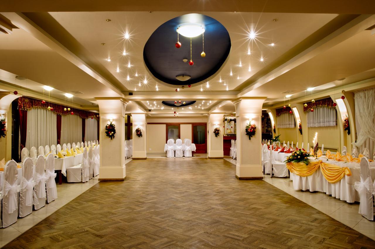 Hotel Jurajski Modlnica Luaran gambar